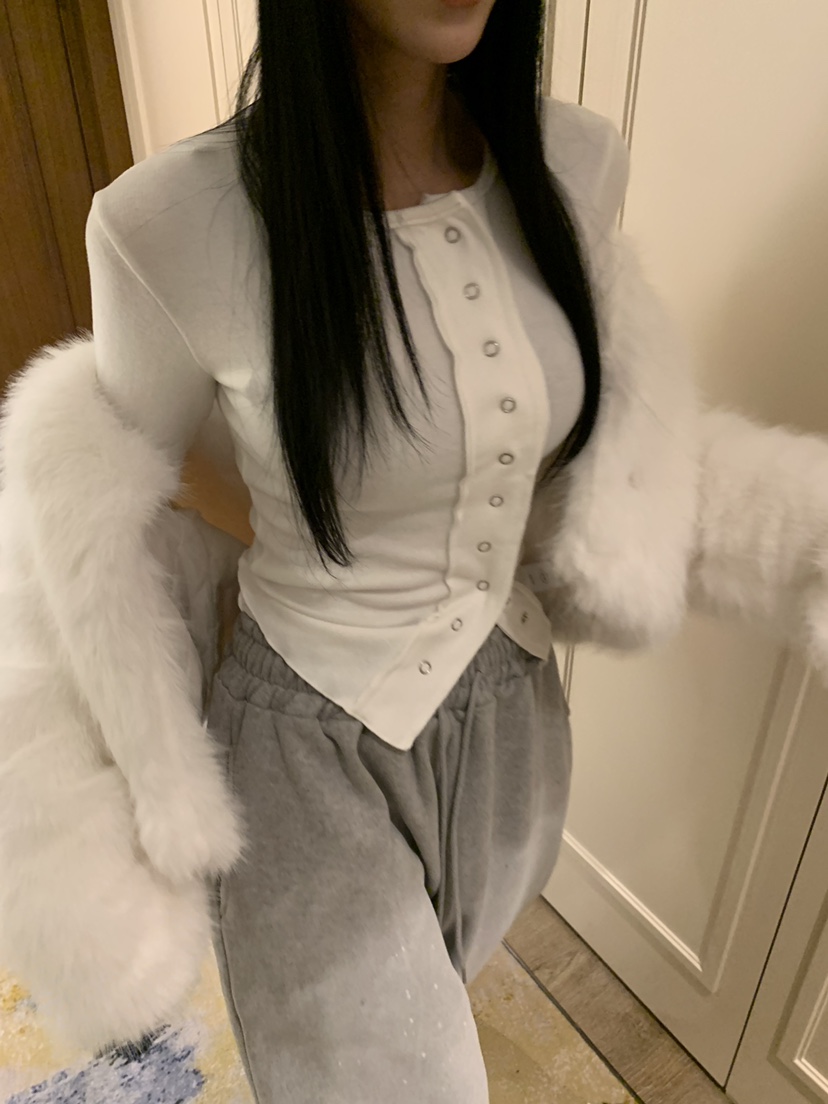 BADCALM東大門㊣實拍女士新品推薦25秋冬熱賣人氣時尚長袖T恤BADCALM長袖T恤