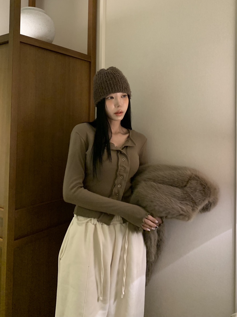 BADCALM東大門㊣實拍女士新品推薦25秋冬熱賣人氣時尚長袖T恤BADCALM長袖T恤