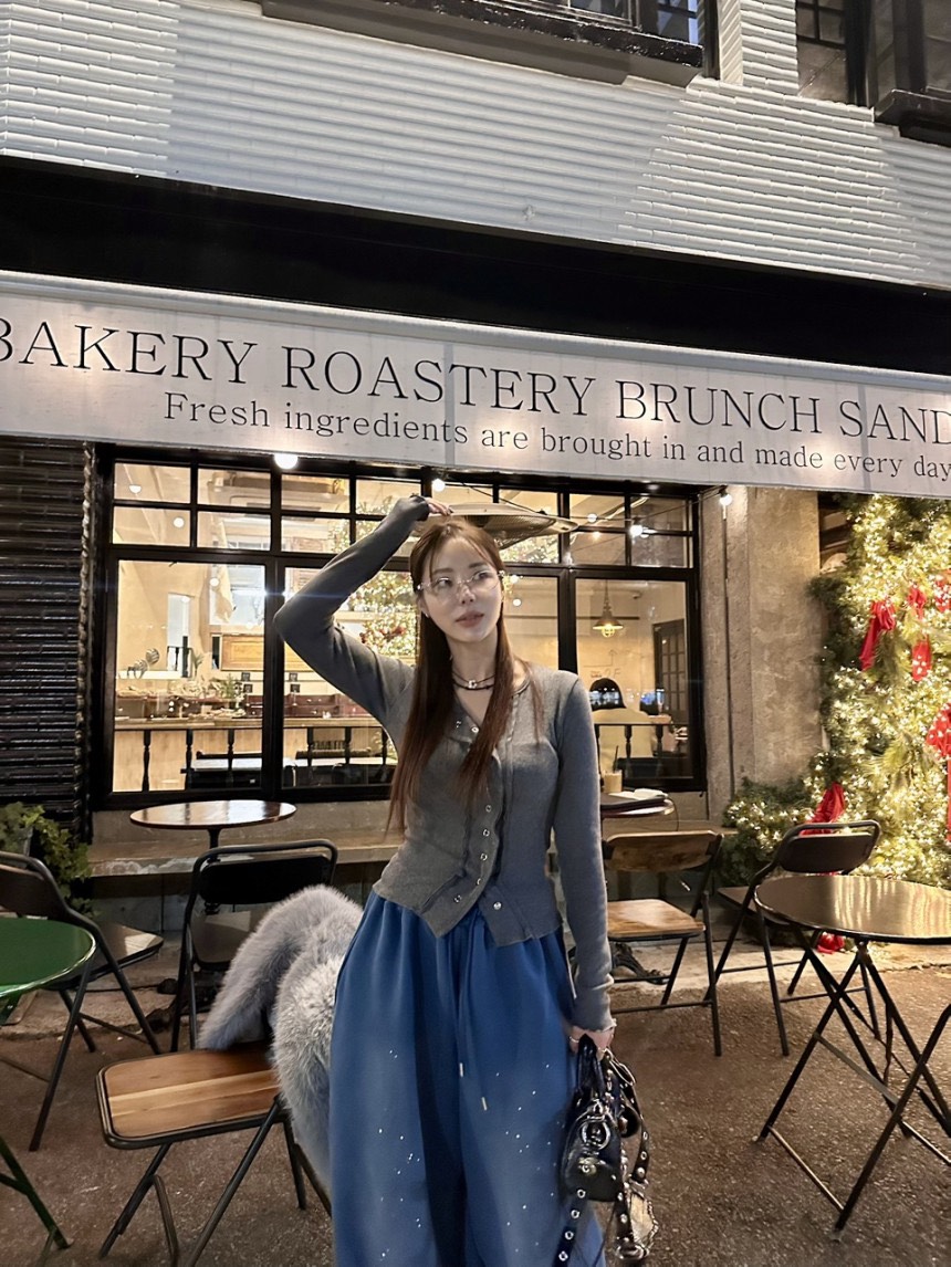 BADCALM東大門㊣實拍女士新品推薦25秋冬熱賣人氣時尚長袖T恤BADCALM長袖T恤