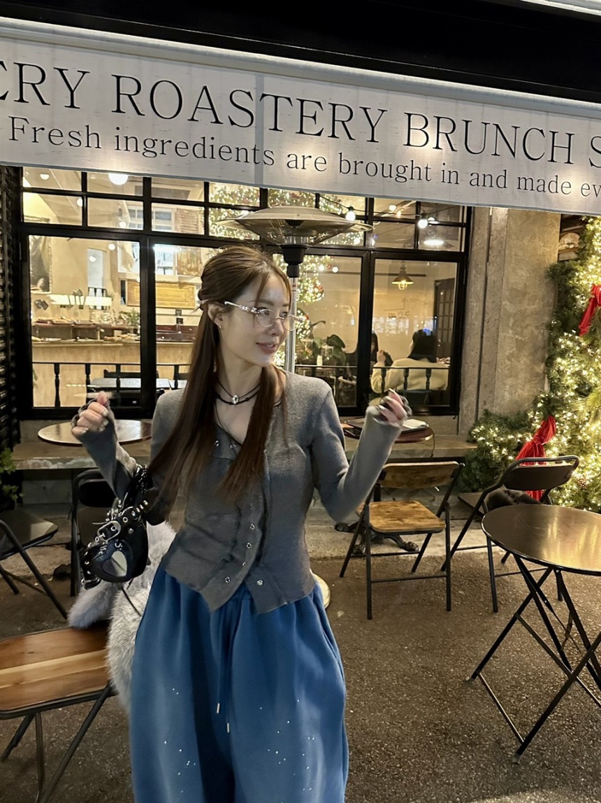 BADCALM東大門㊣實拍女士新品推薦25秋冬熱賣人氣時尚長袖T恤BADCALM長袖T恤