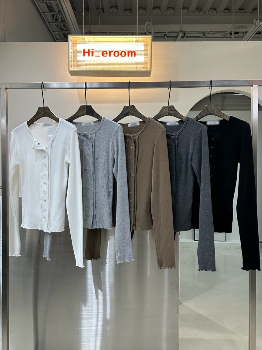 BADCALM東大門㊣實拍女士新品推薦25秋冬熱賣人氣時尚長袖T恤BADCALM長袖T恤