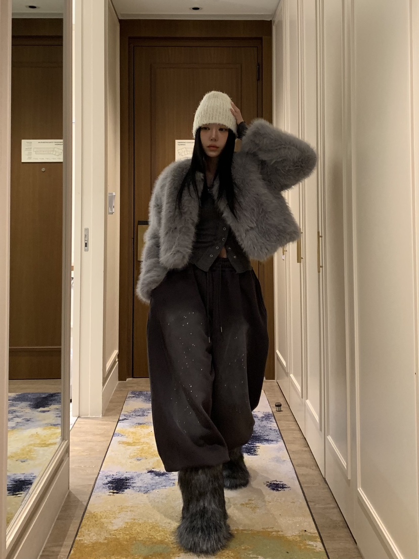 BADCALM韓國代購㊣女裝新品時尚休閑人氣熱賣短款大衣毛皮狐貍BADCALM短款大衣