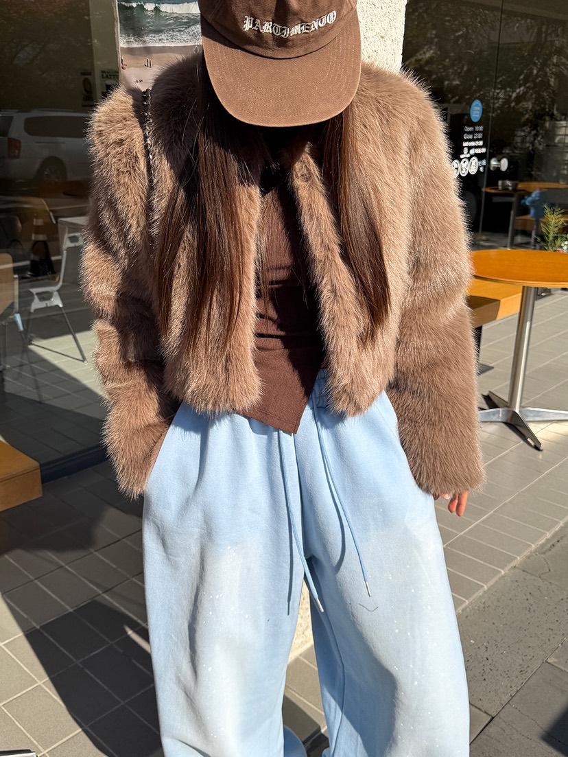 BADCALM韓國代購㊣女裝新品時尚休閑人氣熱賣短款大衣毛皮狐貍BADCALM短款大衣