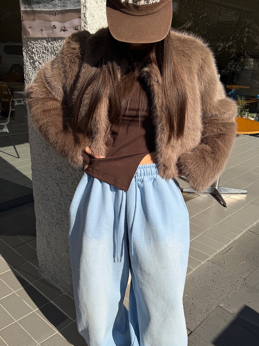 BADCALM韓國代購㊣女裝新品時尚休閑人氣熱賣短款大衣毛皮狐貍BADCALM短款大衣