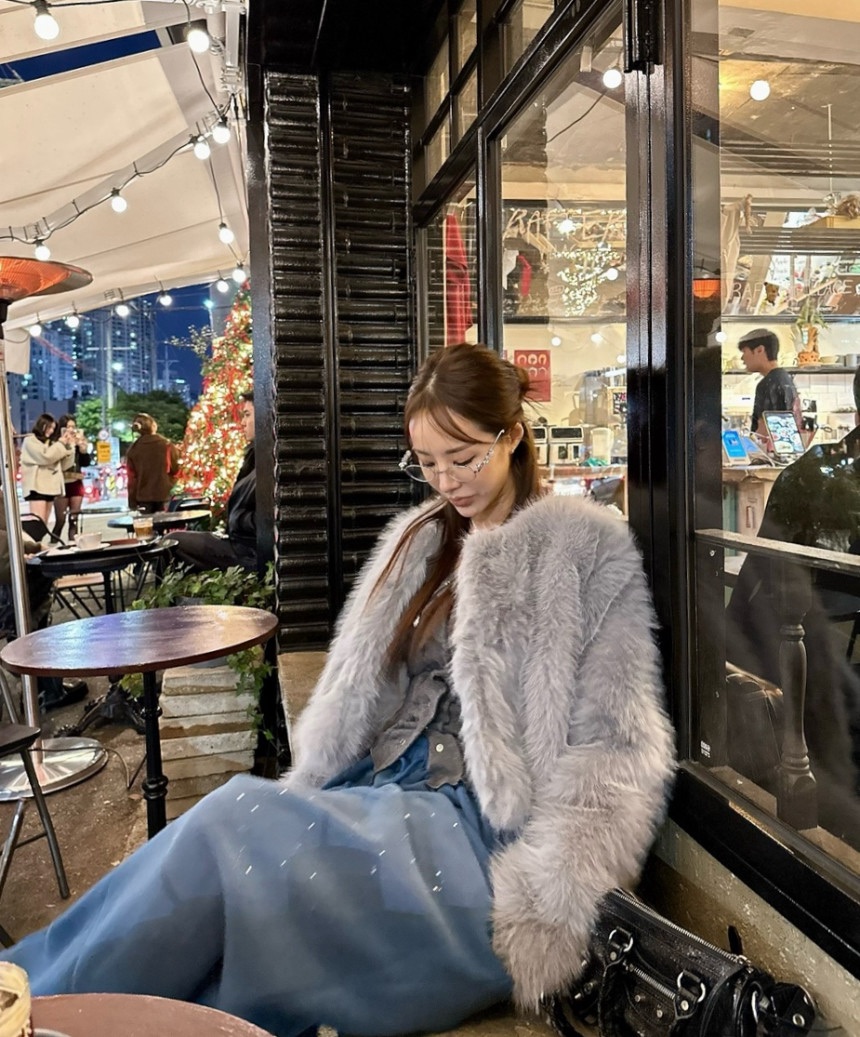 BADCALM韓國代購㊣女裝新品時尚休閑人氣熱賣短款大衣毛皮狐貍BADCALM短款大衣