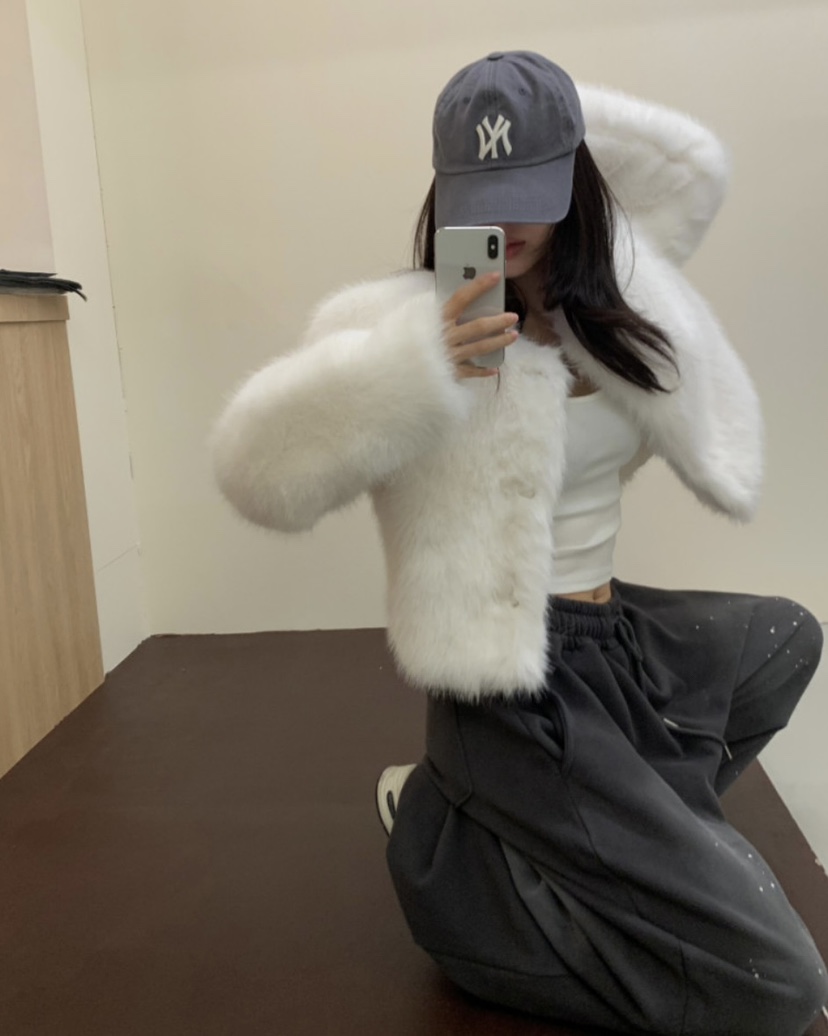 BADCALM韓國代購㊣女裝新品時尚休閑人氣熱賣短款大衣毛皮狐貍BADCALM短款大衣