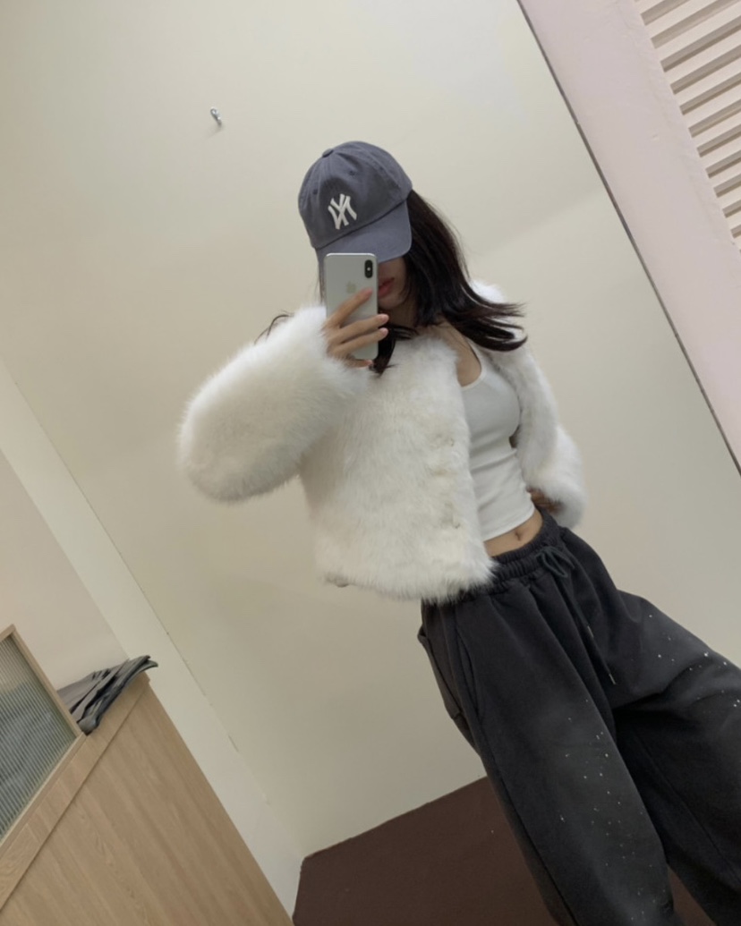 BADCALM韓國代購㊣女裝新品時尚休閑人氣熱賣短款大衣毛皮狐貍BADCALM短款大衣