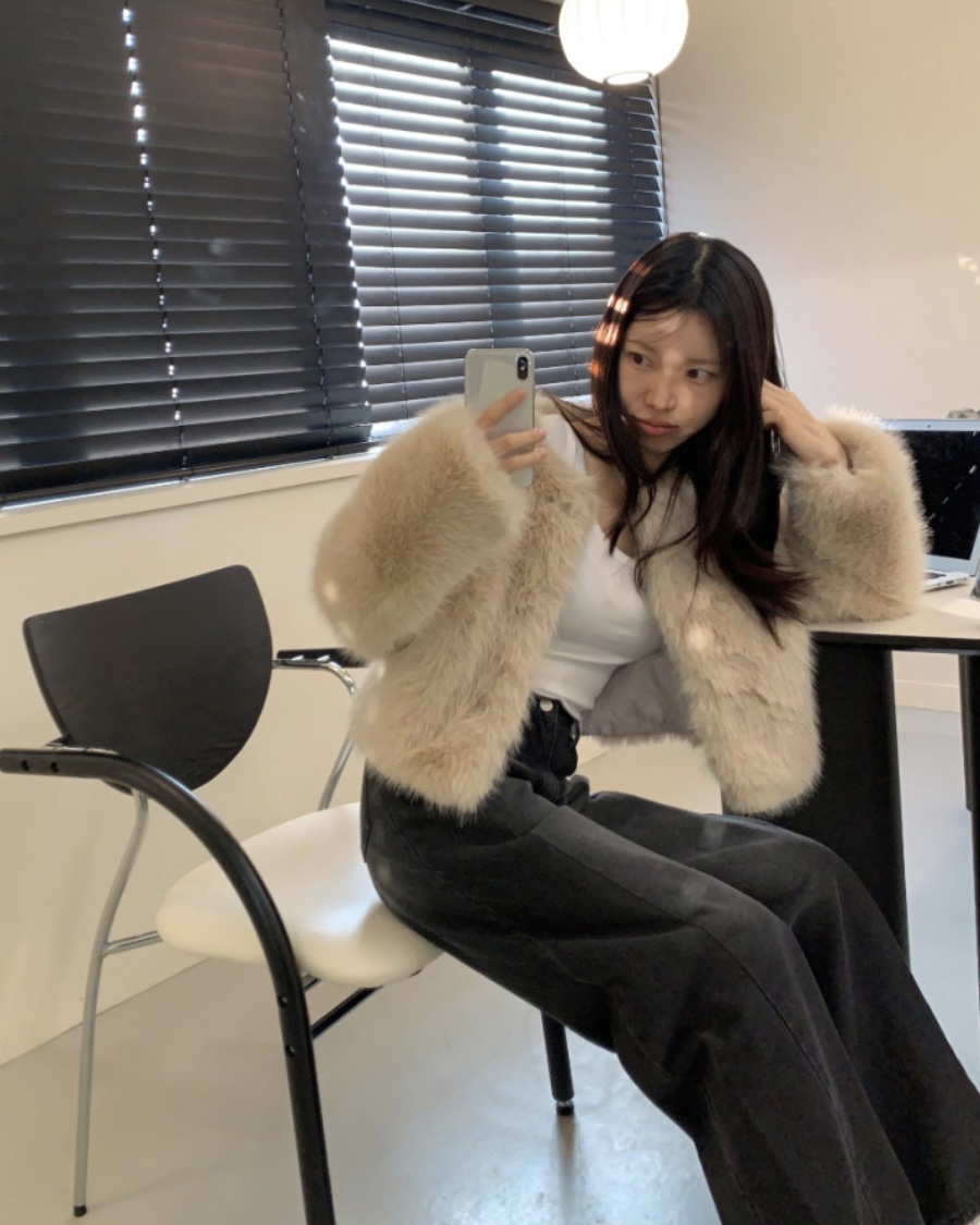 BADCALM韓國代購㊣女裝新品時尚休閑人氣熱賣短款大衣毛皮狐貍BADCALM短款大衣