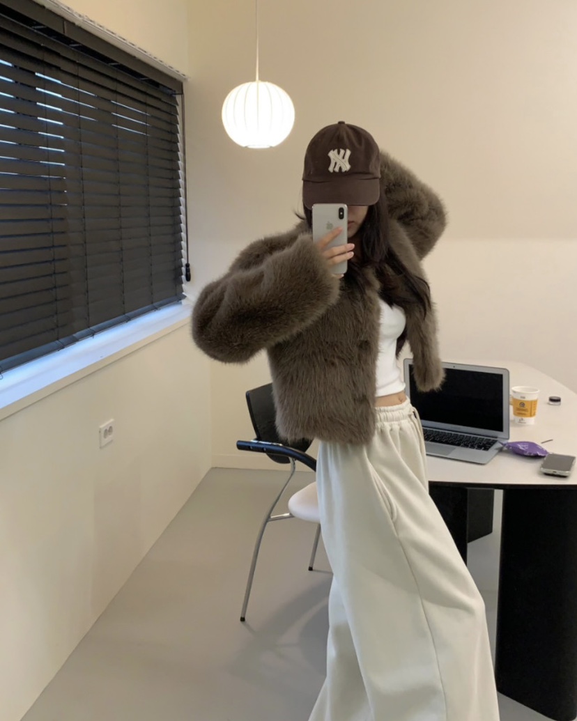 BADCALM韓國代購㊣女裝新品時尚休閑人氣熱賣短款大衣毛皮狐貍BADCALM短款大衣