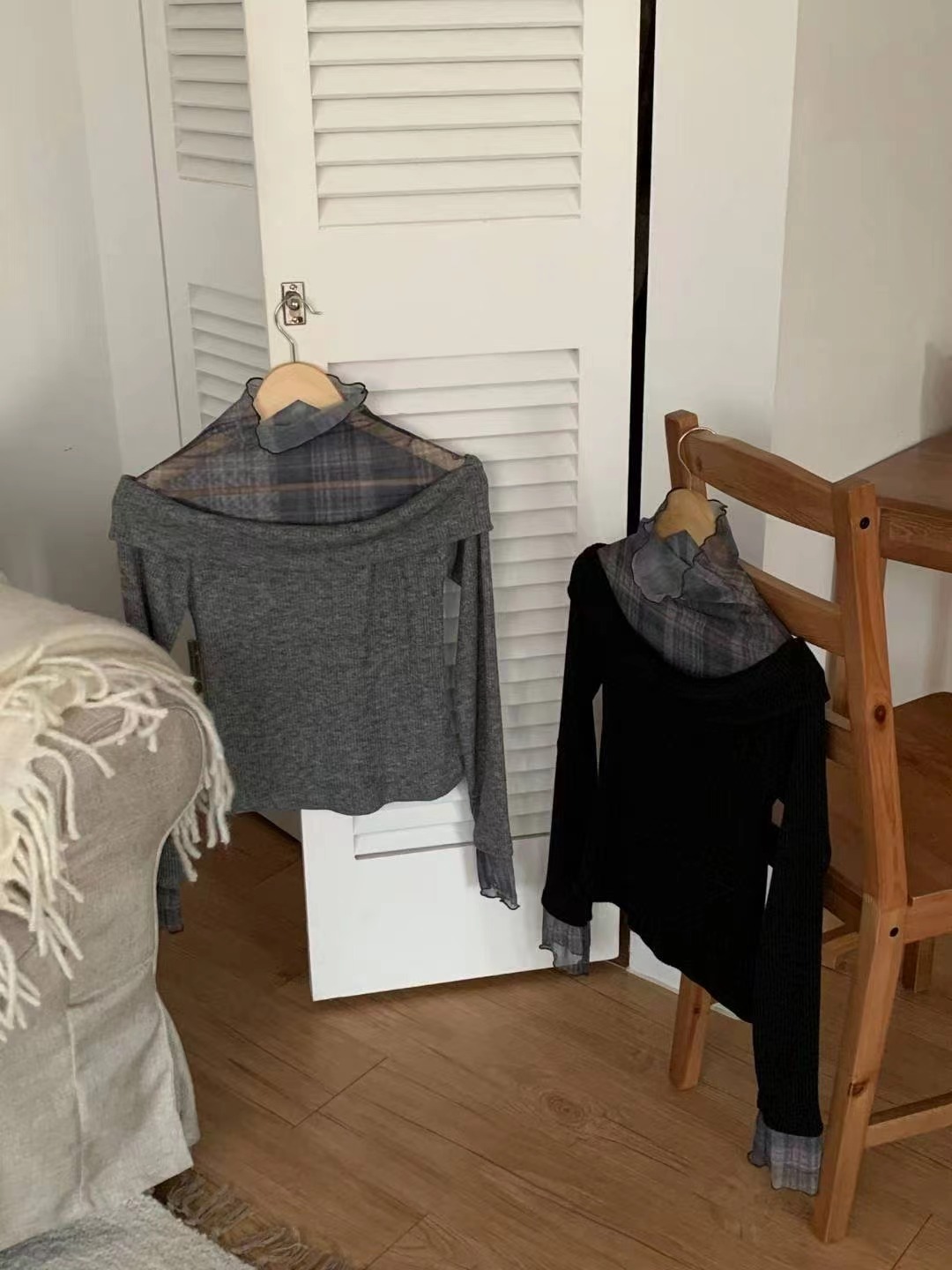 SOEUN E-소은이-T東大門㊣直郵女裝新品熱賣長袖T恤假兩件SOEUN E-소은이-T長袖T恤