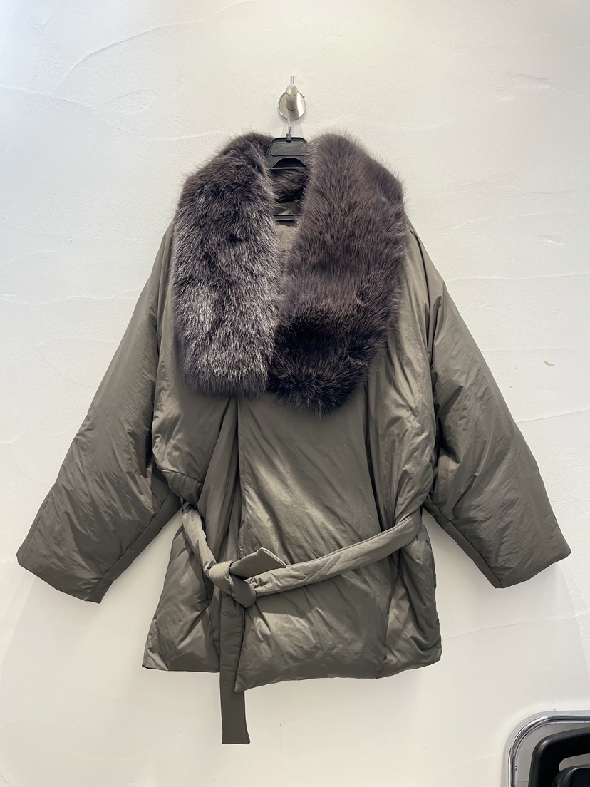 BROWN PAPER-S東大門㊣實拍女裝新品25秋冬短款羽絨服毛皮填充BROWN PAPER-S短款羽絨服圖色1