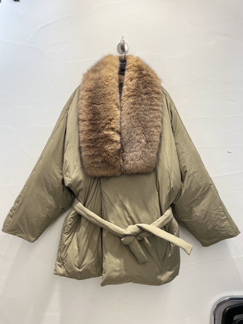 BROWN PAPER-S東大門㊣實拍女裝新品25秋冬短款羽絨服毛皮填充BROWN PAPER-S短款羽絨服圖色2