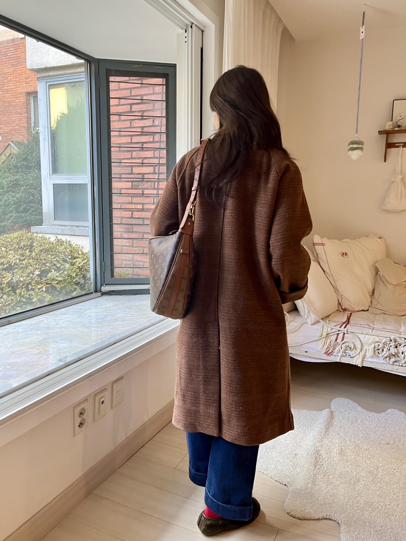 AT NOTE東大門㊣實拍女士新款職業熱賣時尚中長款大衣格子AT NOTE中長款大衣