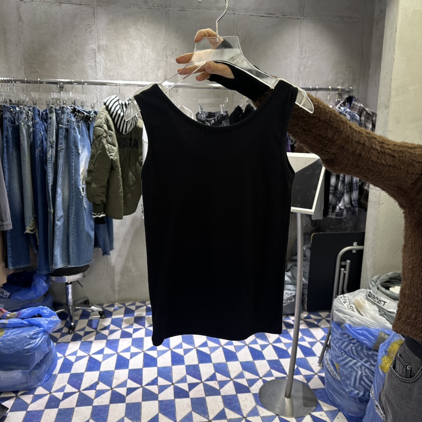 AMOUR東大門㊣代購女裝新品人氣25秋冬熱賣真品推薦吊帶背心AMOUR吊帶/背心