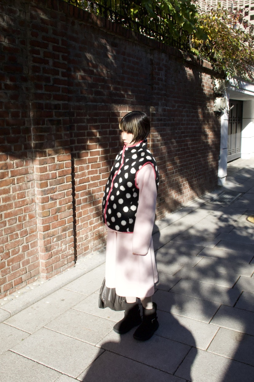 E/E/E韓國代購㊣女士新品真品職業推薦熱賣時尚25秋冬馬甲E/E/E馬甲