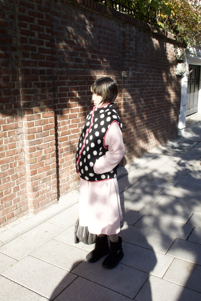 E/E/E韓國代購㊣女士新品真品職業推薦熱賣時尚25秋冬馬甲E/E/E馬甲