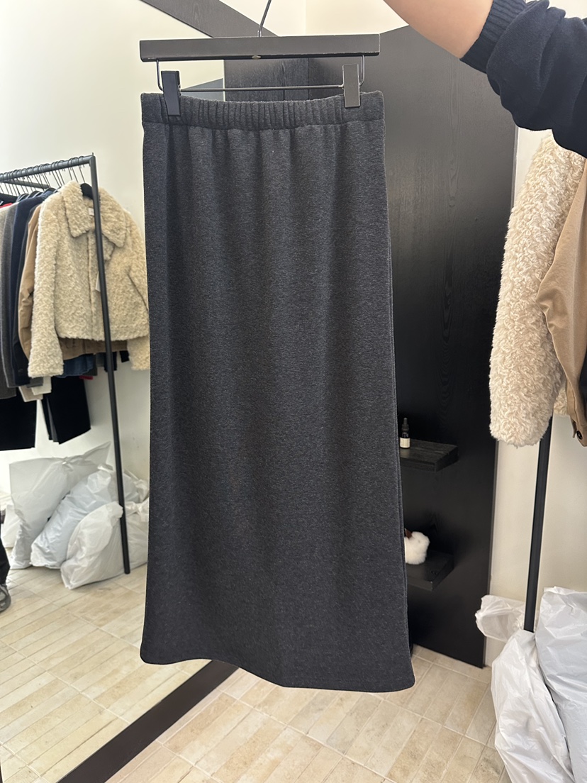 MOANI韓國直郵㊣女裝新款時尚休閑人氣熱賣25秋冬職業長裙加絨MOANI長裙