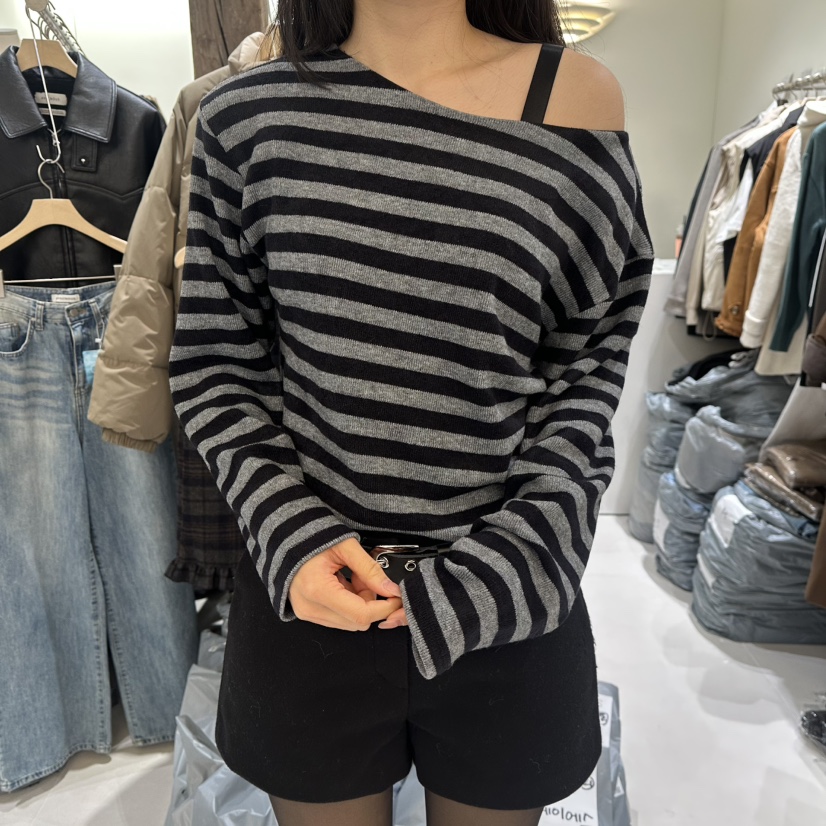 AVECNOUS韓國代購㊣女士新款真品休閑25秋冬熱賣長袖T恤露肩AVECNOUS長袖T恤