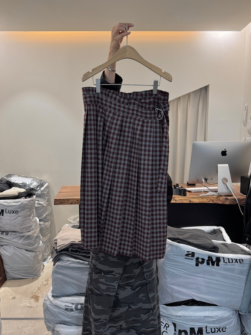 FRIC東大門㊣直郵女士新款職業熱賣休閑半身裙中短裙格紋褶裥FRIC半身裙/中短裙圖色1酒紅