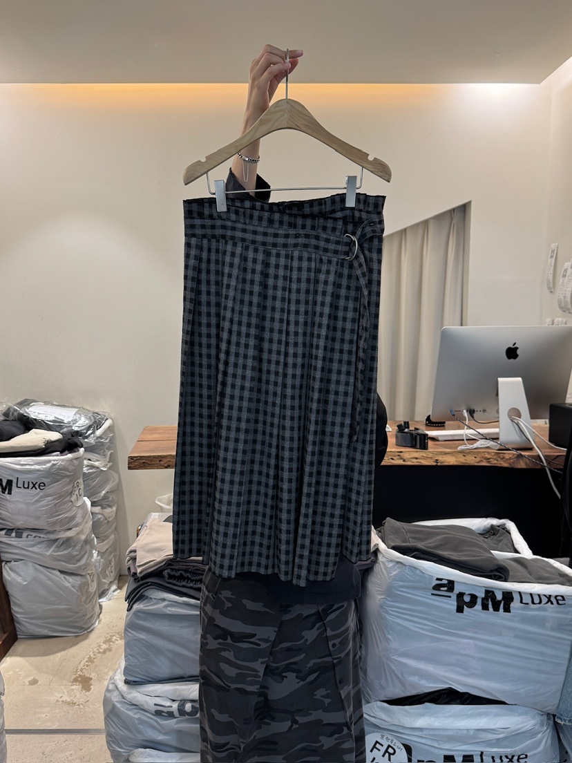 FRIC東大門㊣直郵女士新款職業熱賣休閑半身裙中短裙格紋褶裥FRIC半身裙/中短裙圖色2黑色