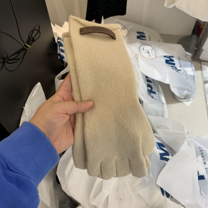 PLATE東大門㊣直郵女裝新品時尚推薦真品職業休閑25秋冬手套PLATE手套圖色4