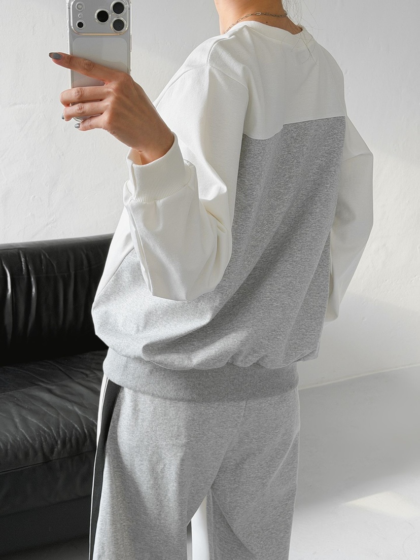 IAAN東大門㊣直郵女裝新品真品熱賣時尚休閑人氣推薦長袖T恤iaAn長袖T恤