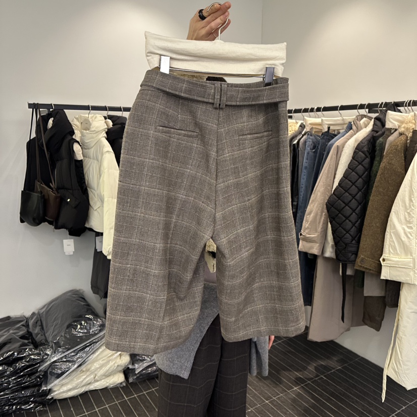 FIND-P東大門㊣實拍女士新品真品職業熱賣休閑25秋冬短褲含腰帶FIND-P短褲