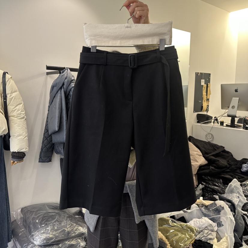 FIND-P東大門㊣實拍女士新品真品職業熱賣休閑25秋冬短褲含腰帶FIND-P短褲圖色4