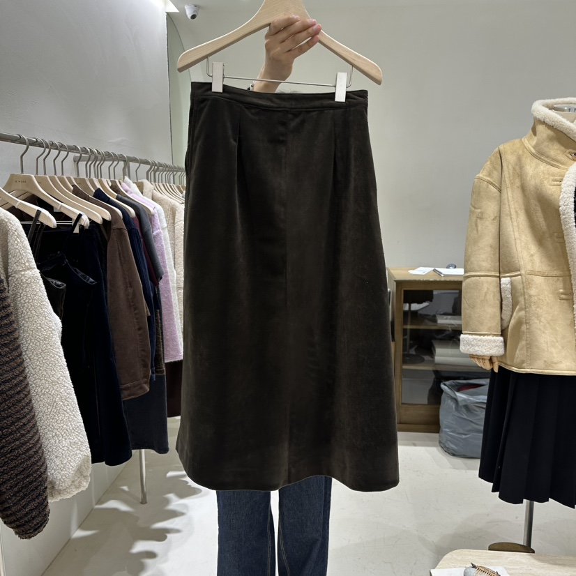 A WANT東大門㊣實拍女裝新品職業人氣推薦時尚真品長裙天鵝絨A WANT長裙