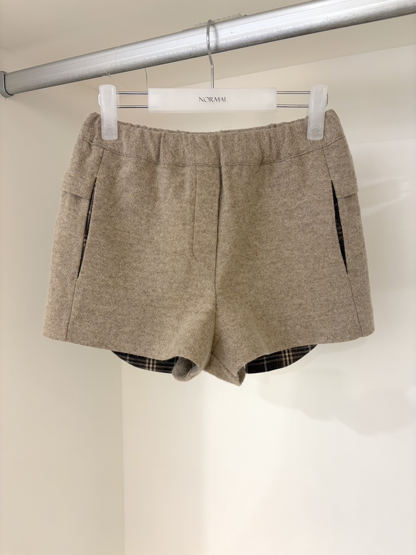 NORMAL東大門㊣代購女裝新款真品休閑25秋冬時尚熱賣短褲羊毛NORMAL短褲圖色2