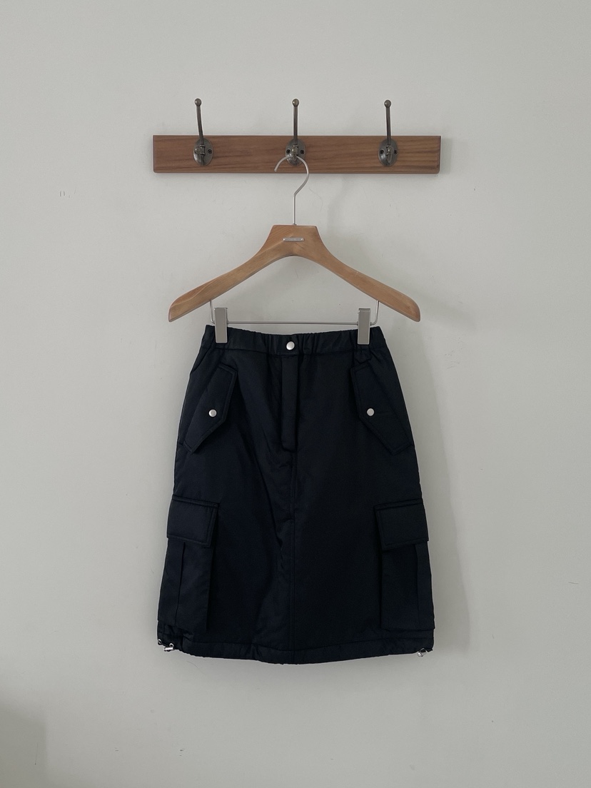 3 ANOTHER韓國代購㊣女士新品時尚熱賣半身裙中短裙填充SK3 ANOTHER半身裙/中短裙圖色2黑色