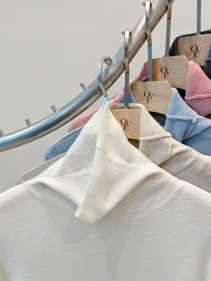 OVE東大門㊣實拍女士新品真品推薦時尚熱賣職業25秋冬長袖T恤OVE長袖T恤