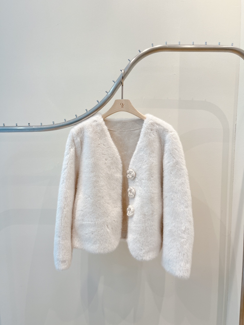 OVE韓國代購㊣女裝新品推薦真品時尚休閑職業25秋冬短款大衣皮草OVE短款大衣圖色1