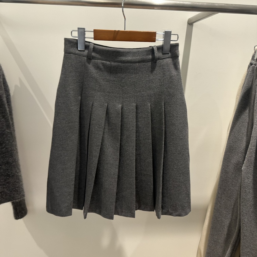 AGO韓國直郵㊣女裝新款推薦真品休閑人氣職業熱賣半身裙中短裙AGO半身裙/中短裙圖色1