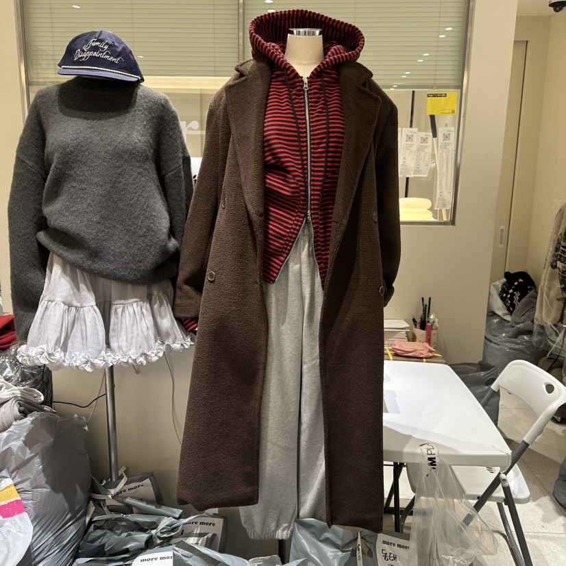 MOREMORE韓國直郵㊣女士新款推薦職業熱賣中長款大衣夾棉絎縫more more中長款大衣圖色1