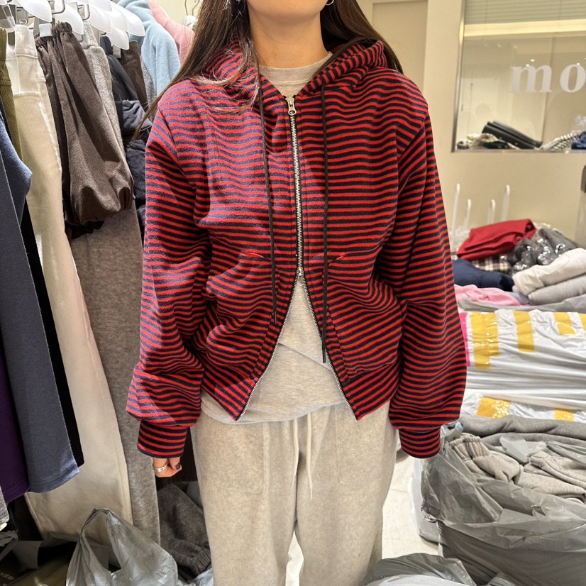 MOREMORE韓國代購㊣女裝新款人氣真品時尚夾克連帽拉鏈衫加絨more more夾克圖色1