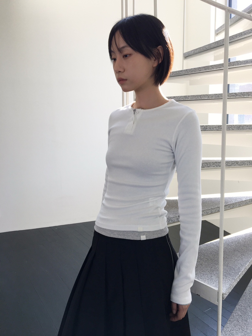 CCW韓國直郵㊣女士新品休閑職業25秋冬真品人氣熱賣長袖T恤CCW--NYUNYU長袖T恤