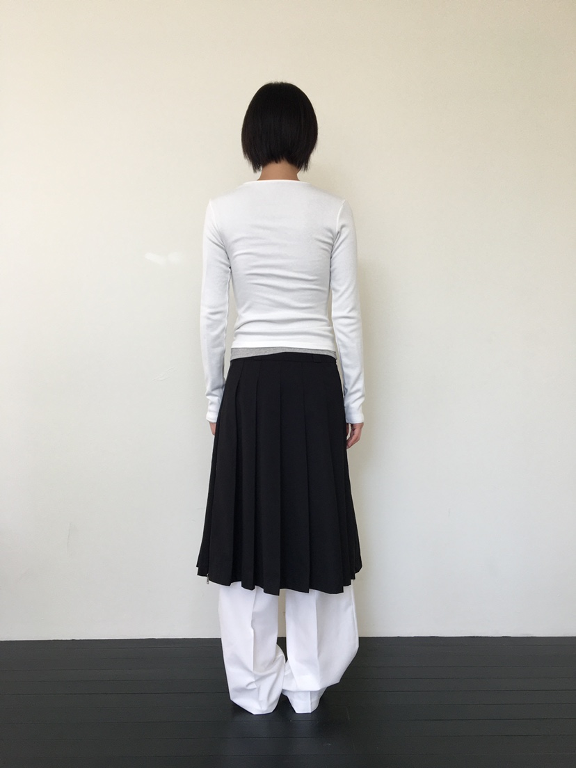 CCW韓國直郵㊣女士新品休閑職業25秋冬真品人氣熱賣長袖T恤CCW--NYUNYU長袖T恤