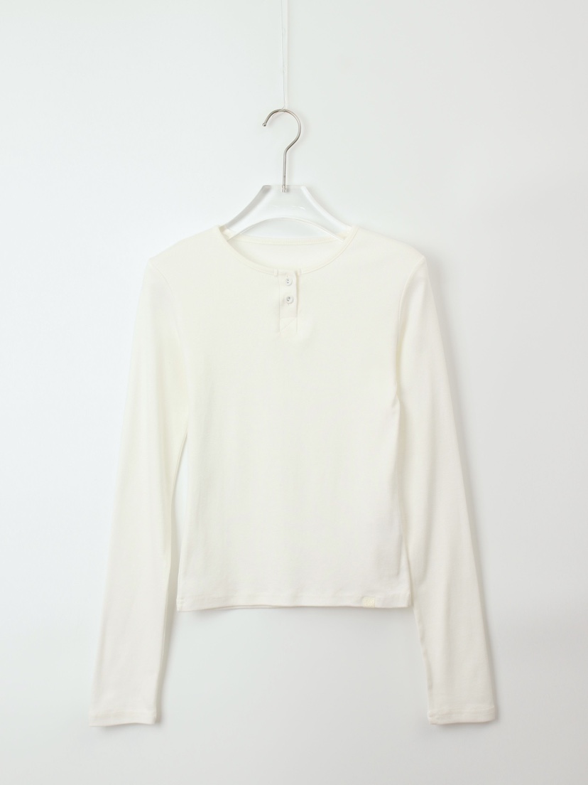 CCW韓國直郵㊣女士新品休閑職業25秋冬真品人氣熱賣長袖T恤CCW--NYUNYU長袖T恤圖色1