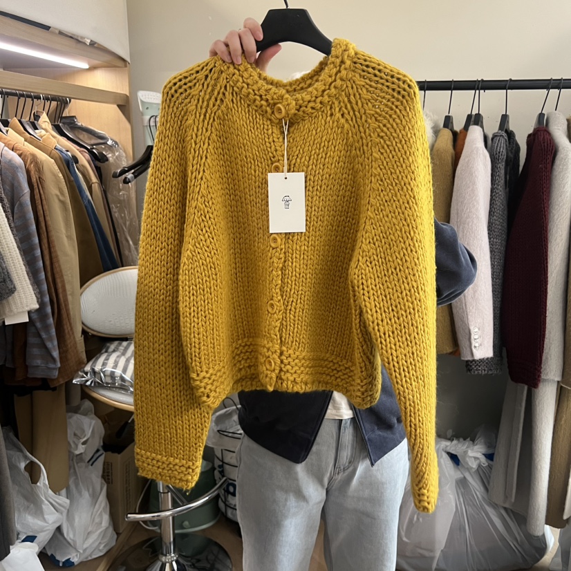 OBJET東大門㊣代購女士新款熱賣25秋冬真品時尚毛衣手工羊毛love us u/OBJET毛衣圖色2