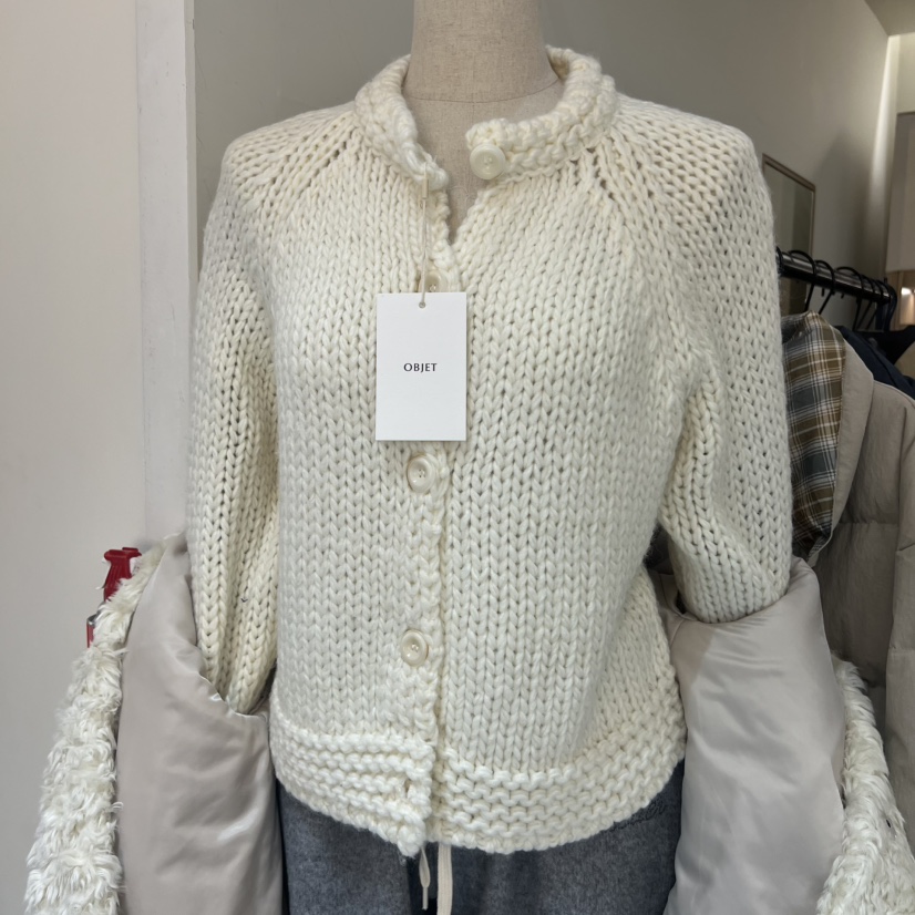 OBJET東大門㊣代購女士新款熱賣25秋冬真品時尚毛衣手工羊毛love us u/OBJET毛衣圖色4