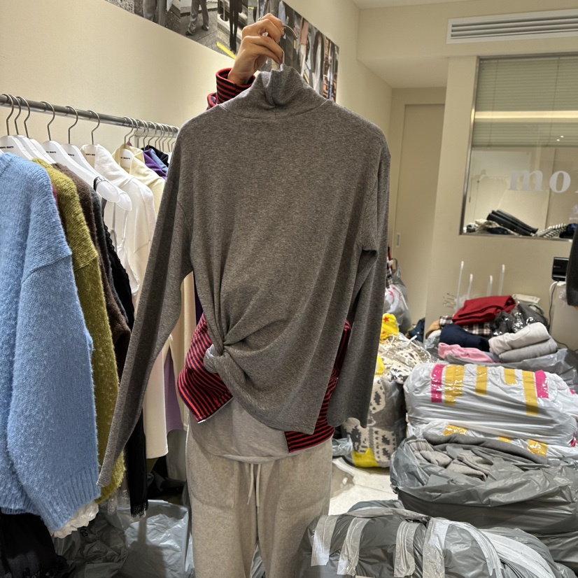 MOREMORE東大門㊣實拍女裝新品真品推薦25秋冬職業長袖T恤羊毛more more長袖T恤