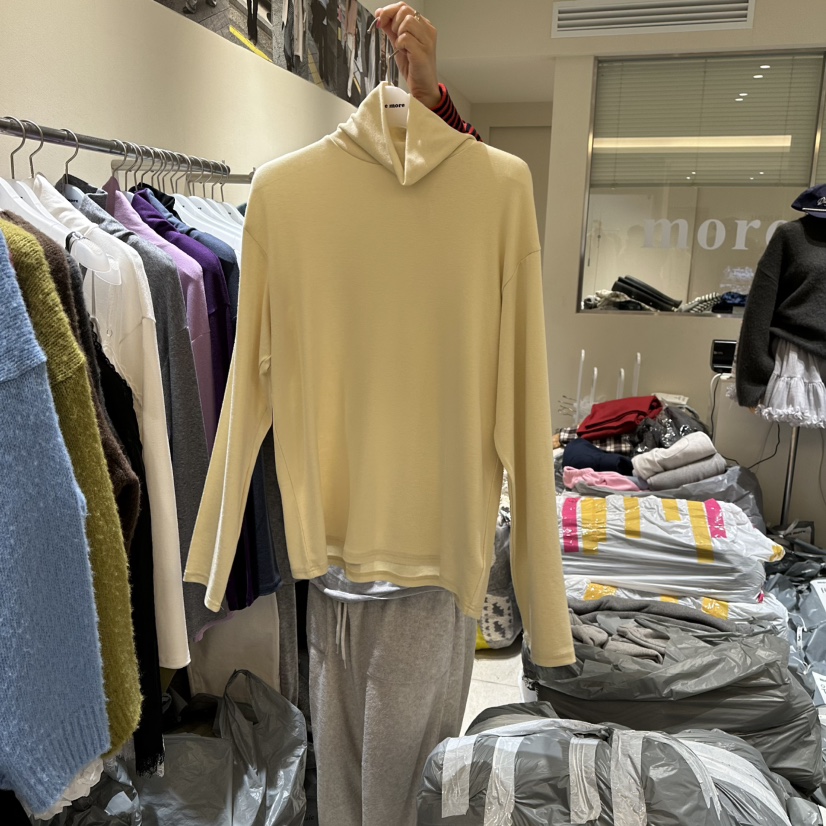MOREMORE東大門㊣實拍女裝新品真品推薦25秋冬職業長袖T恤羊毛more more長袖T恤圖色2