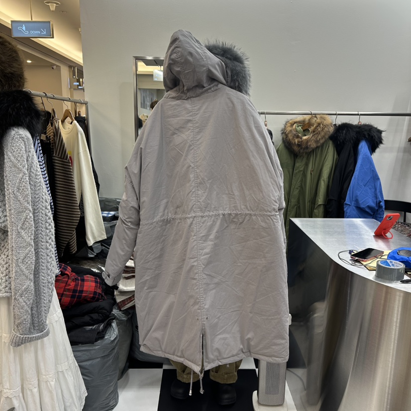 LADYBLACK韓國直郵㊣女士新品25秋冬推薦長款羽絨服浣熊填充絨LADYBLACK長款羽絨服