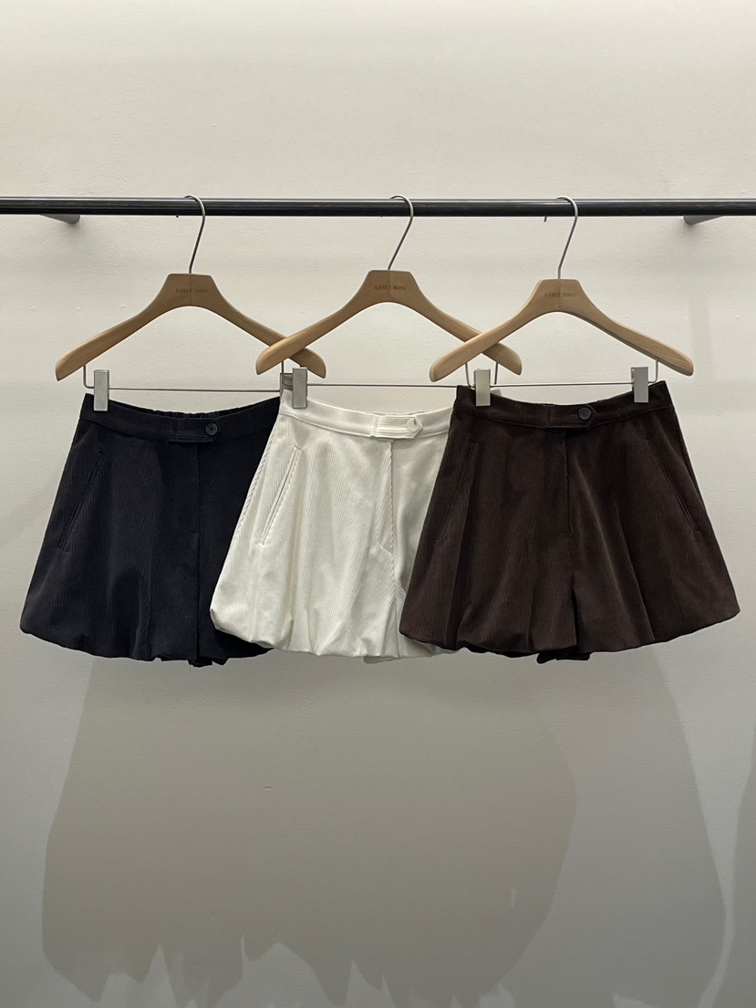 OBSESS東大門㊣代購女裝新品推薦職業熱賣人氣25秋冬短褲燈芯絨OBSESS/EARLY BIRD短褲