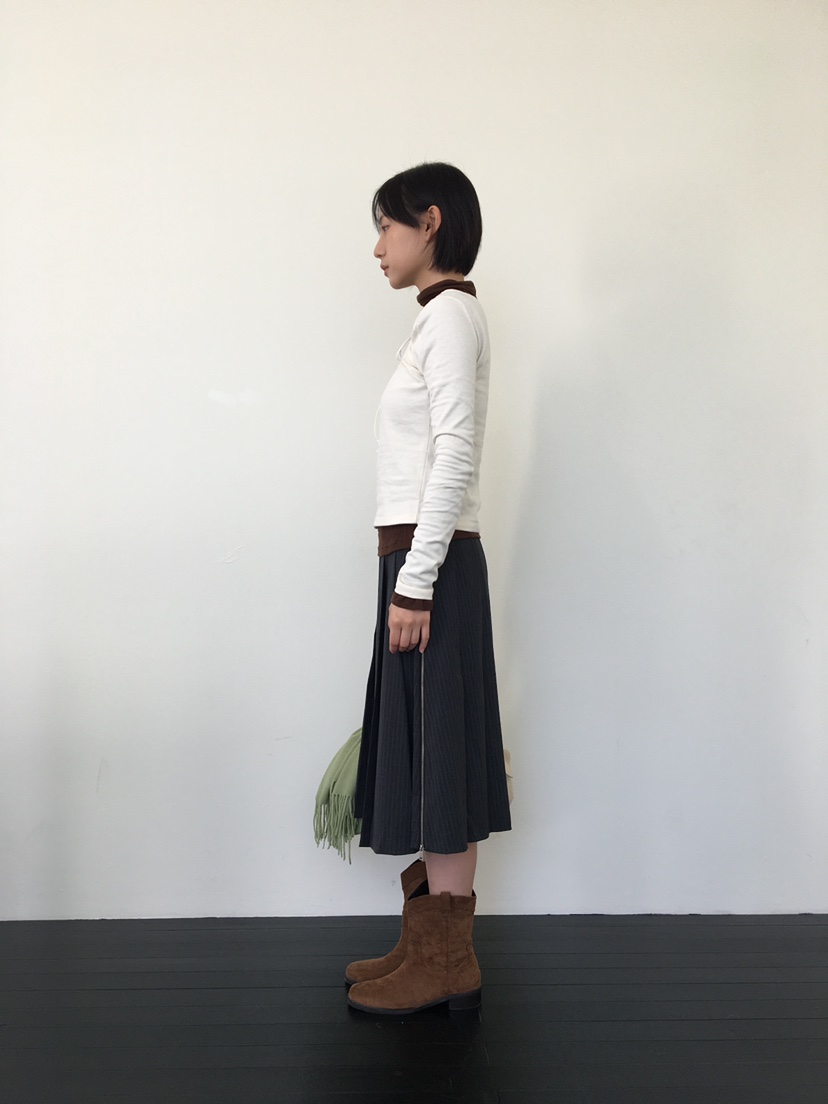 CCW韓國代購㊣女士新品熱賣25秋冬休閑推薦時尚真品長袖T恤CCW--NYUNYU長袖T恤