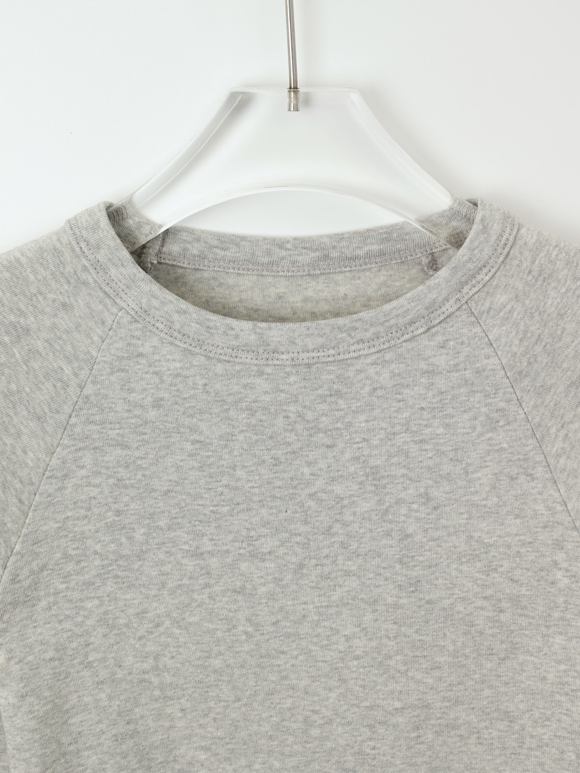 CCW韓國代購㊣女士新品25秋冬職業時尚真品熱賣人氣長袖T恤CCW--NYUNYU長袖T恤