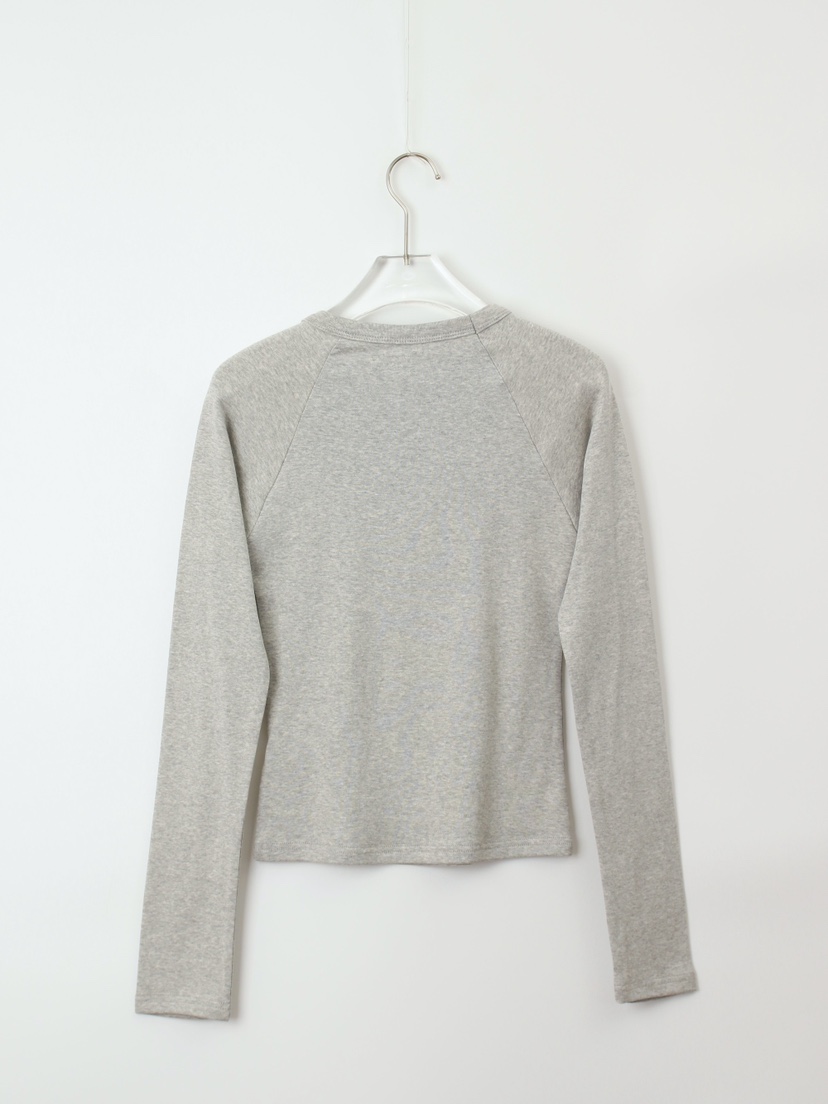 CCW韓國代購㊣女士新品25秋冬職業時尚真品熱賣人氣長袖T恤CCW--NYUNYU長袖T恤