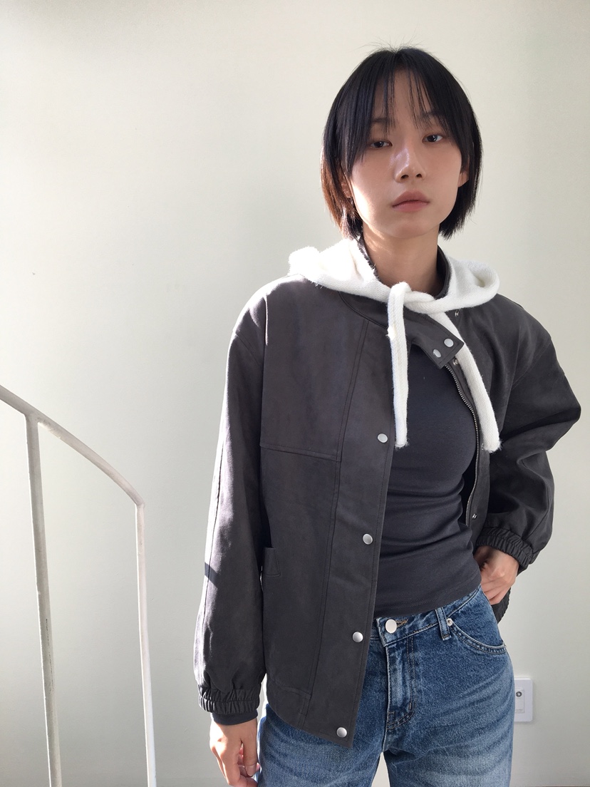 CCW韓國代購㊣女士新品25秋冬職業時尚真品熱賣人氣長袖T恤CCW--NYUNYU長袖T恤