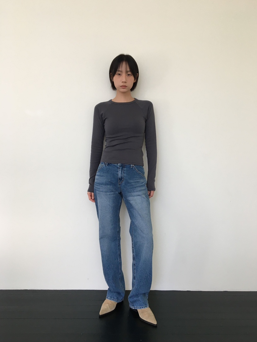 CCW韓國代購㊣女士新品25秋冬職業時尚真品熱賣人氣長袖T恤CCW--NYUNYU長袖T恤